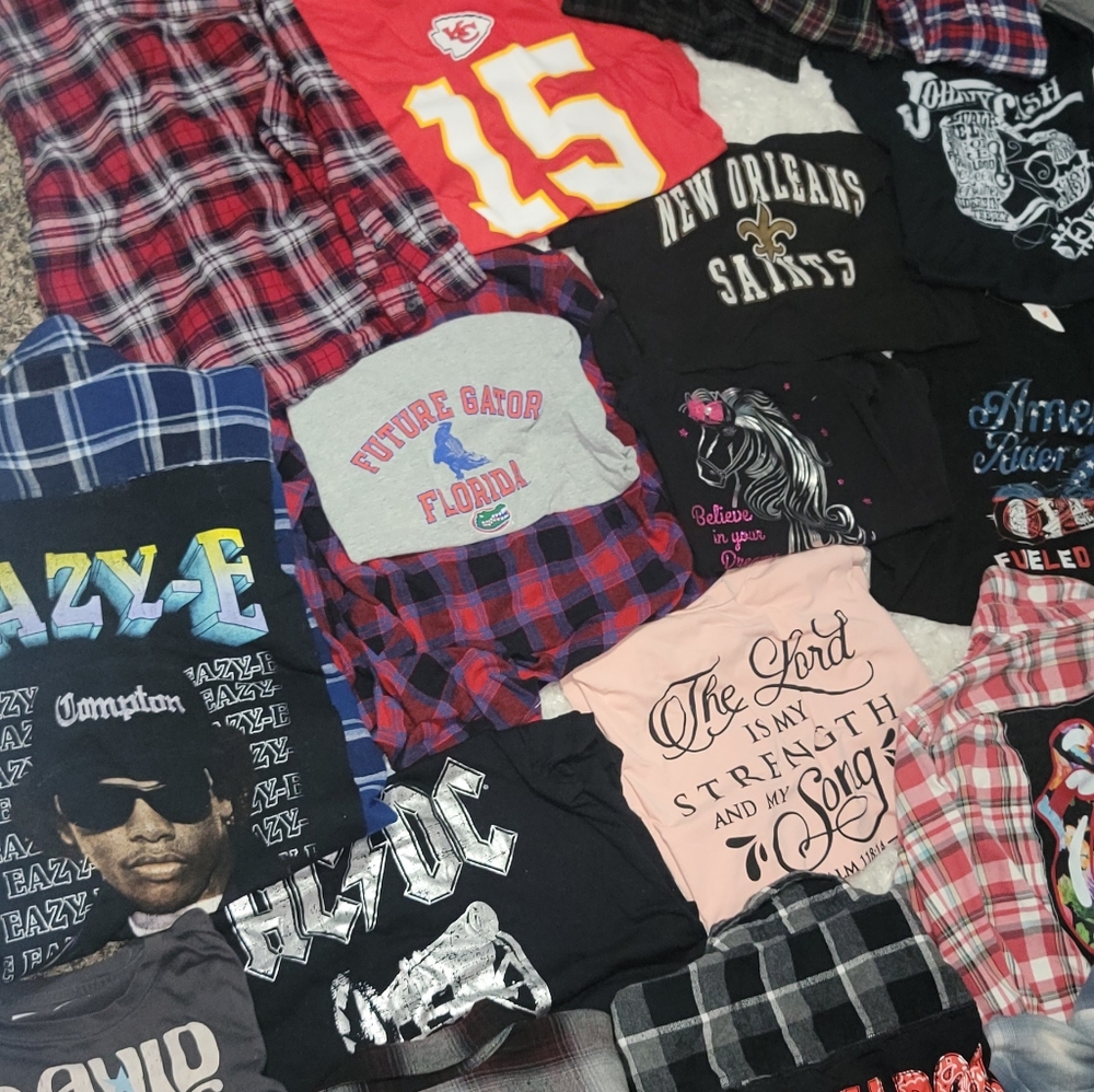 Flannel Tshirt Back Button Down Shirts - image 5